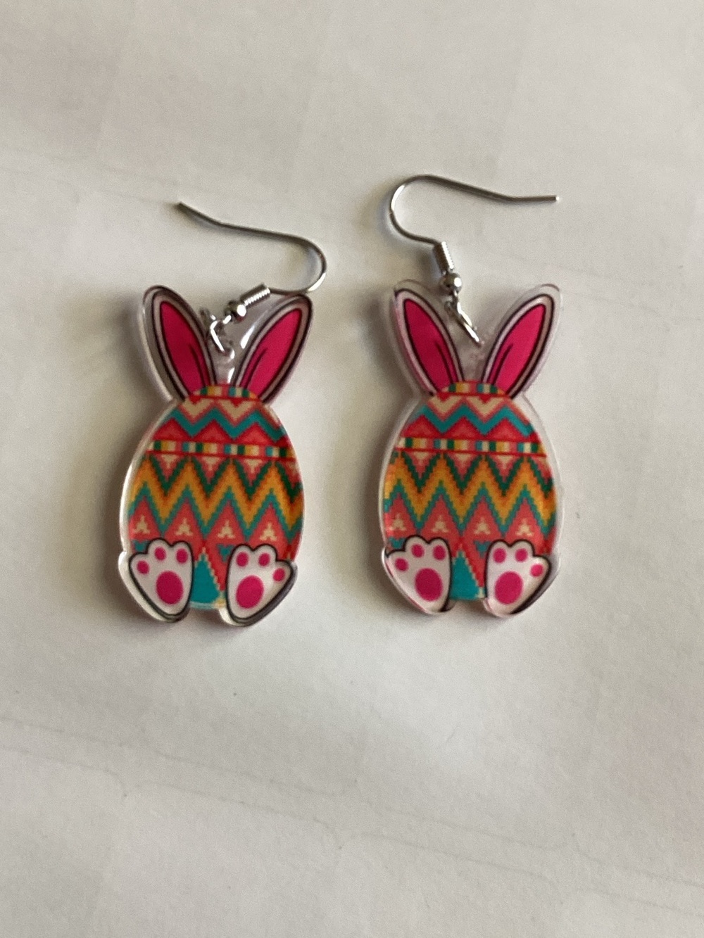 Colorful Zigzag Bunny Earrings - Pink & Teal